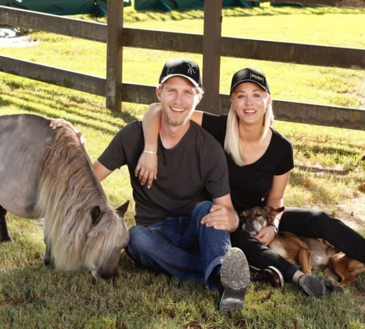 Both Cuoco and Cook share their mutual love towards horses and animals.