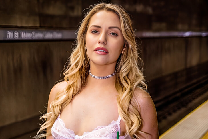 Mia Malkova Biography